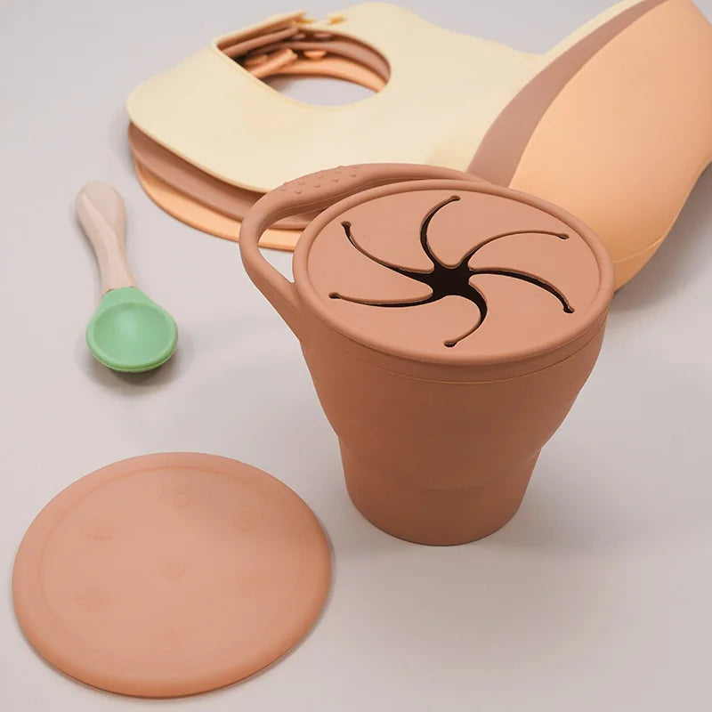 Snack cup